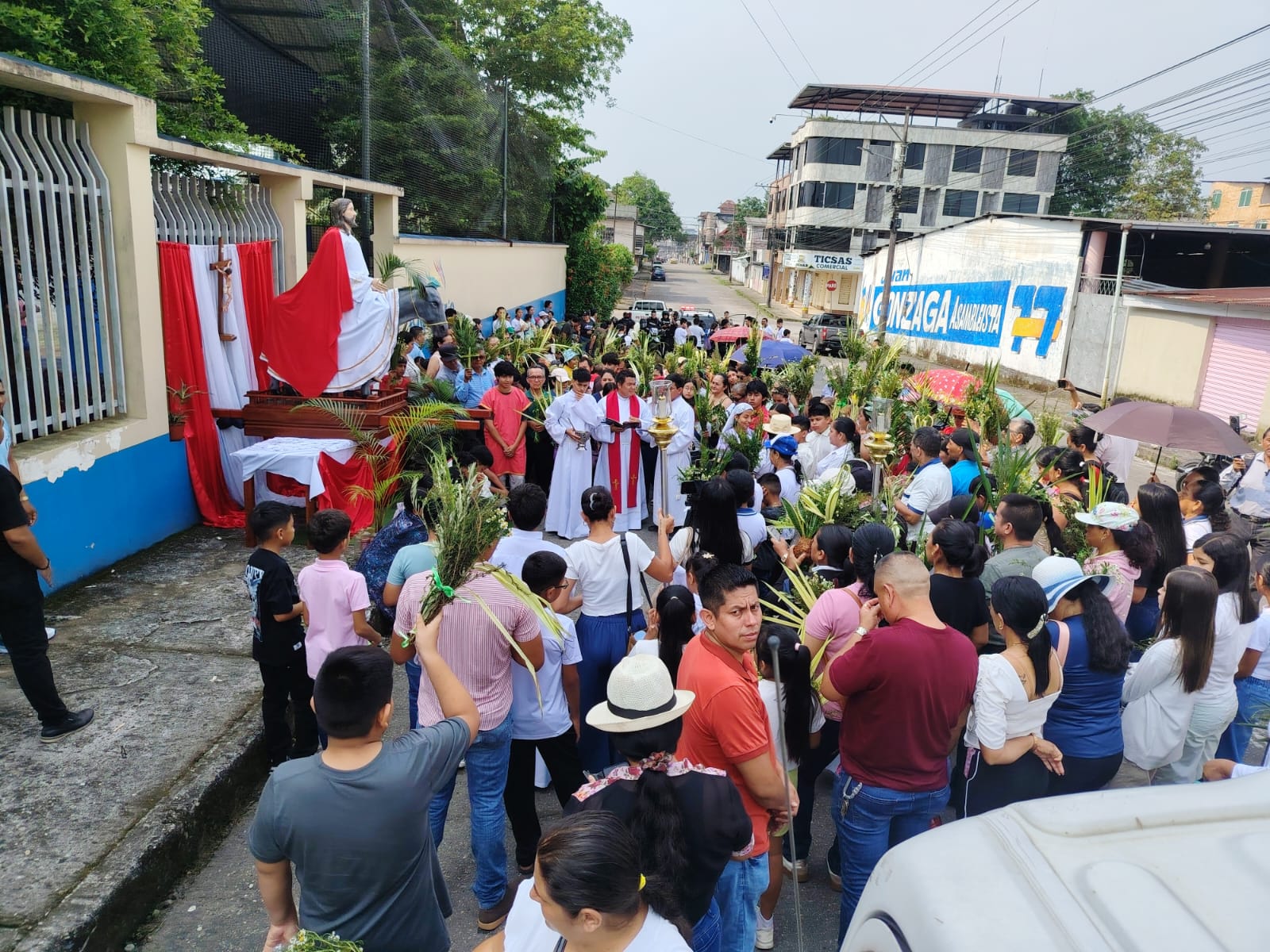 INICIA LA SEMANA MAYOR EN LA PARROQUIA NUESTRA SEÑORA DE EL CISNE