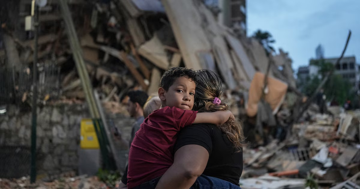 Más de 100 edificios colapsaron en La Guaira tras los sismos